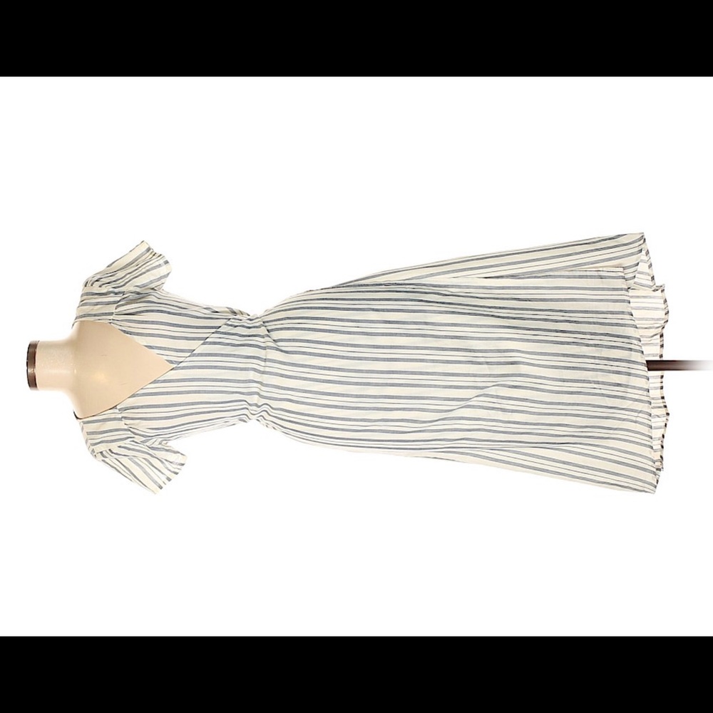 Cute Billabong Wrap dress!